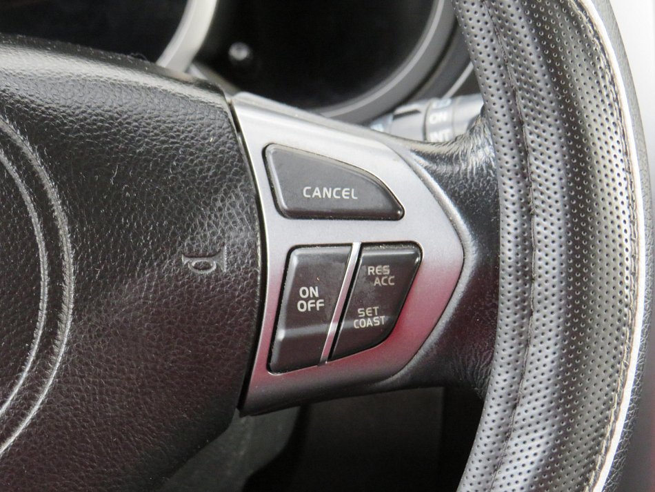 Suzuki Grand Vitara 2.4i  4x4, LPG