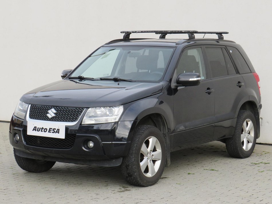 Suzuki Grand Vitara 2.4i  4x4, LPG