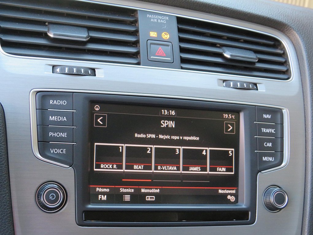 Volkswagen Golf 1.4 R-line