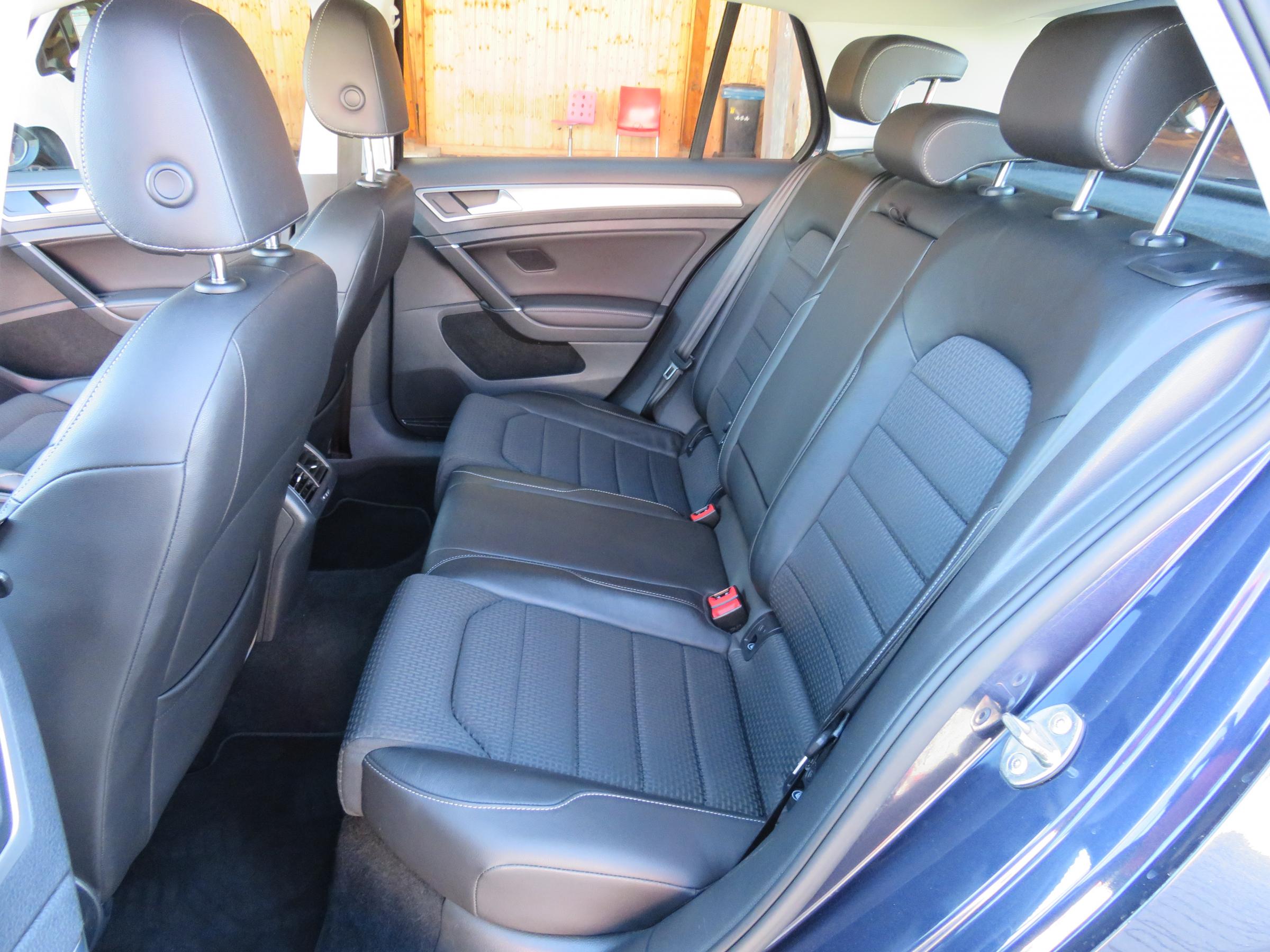 Volkswagen Golf, 2016 - pohled č. 10