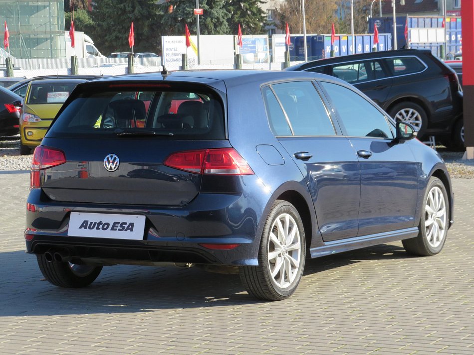 Volkswagen Golf 1.4 R-line