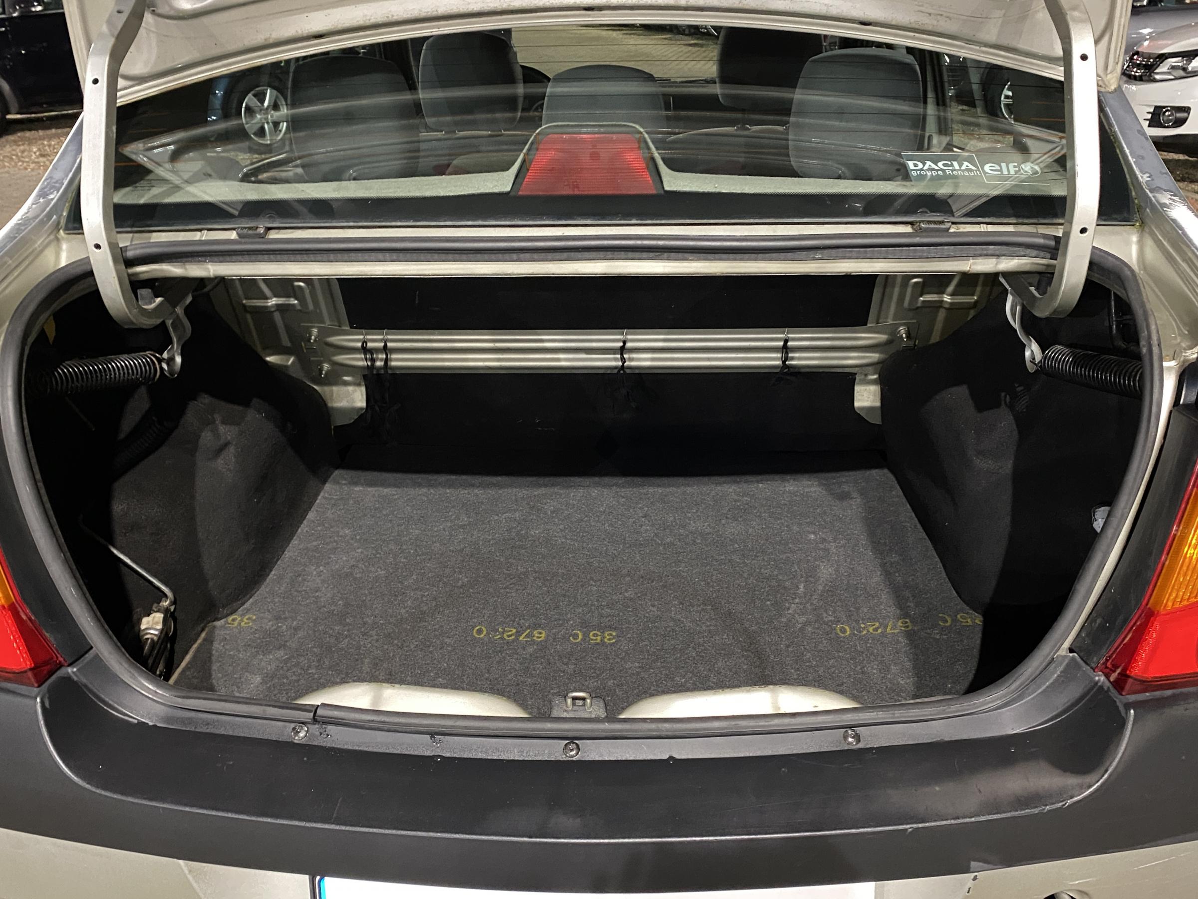 Dacia Logan, 2006 - pohled č. 7