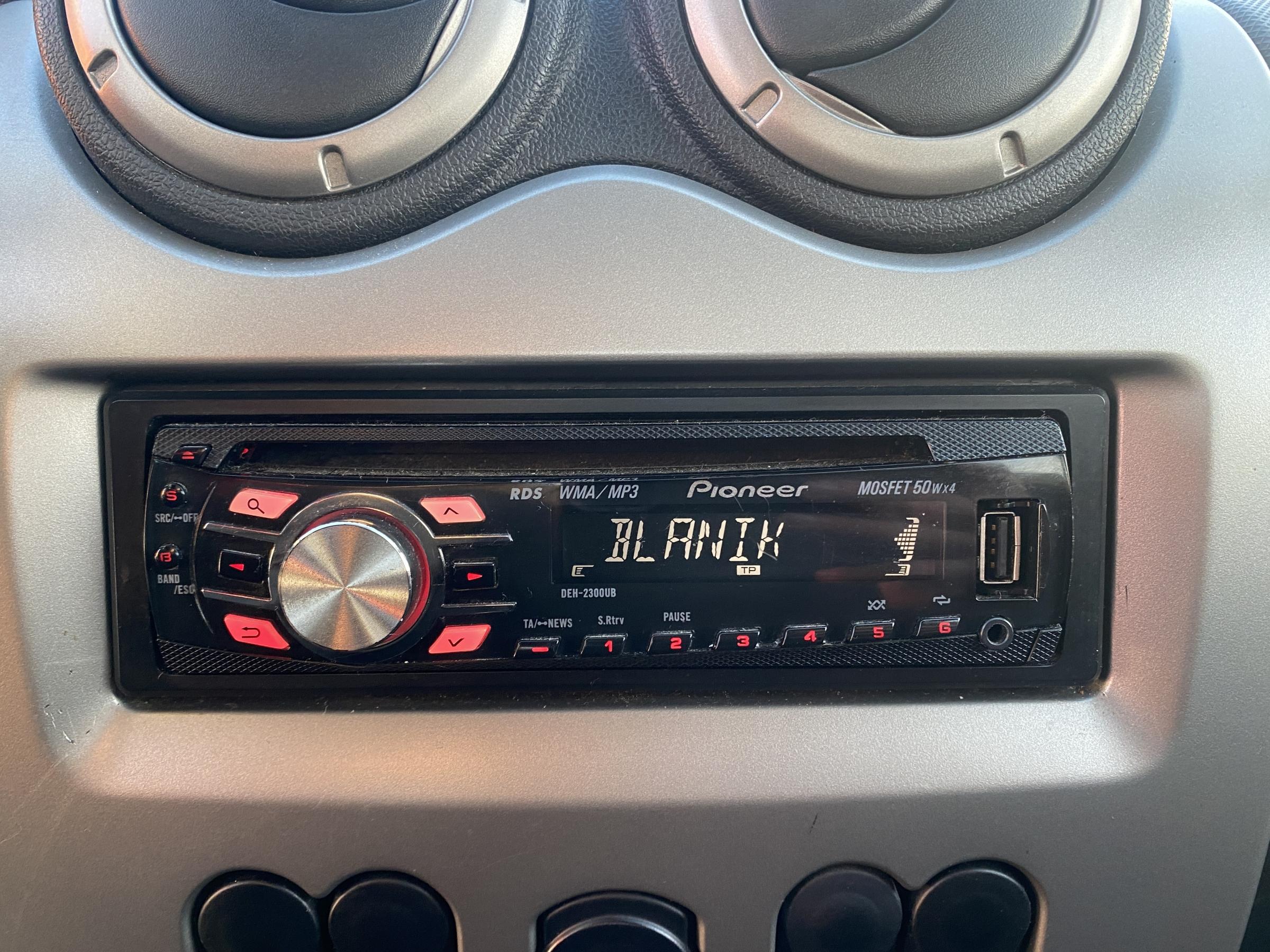 Dacia Sandero, 2011 - pohled č. 13