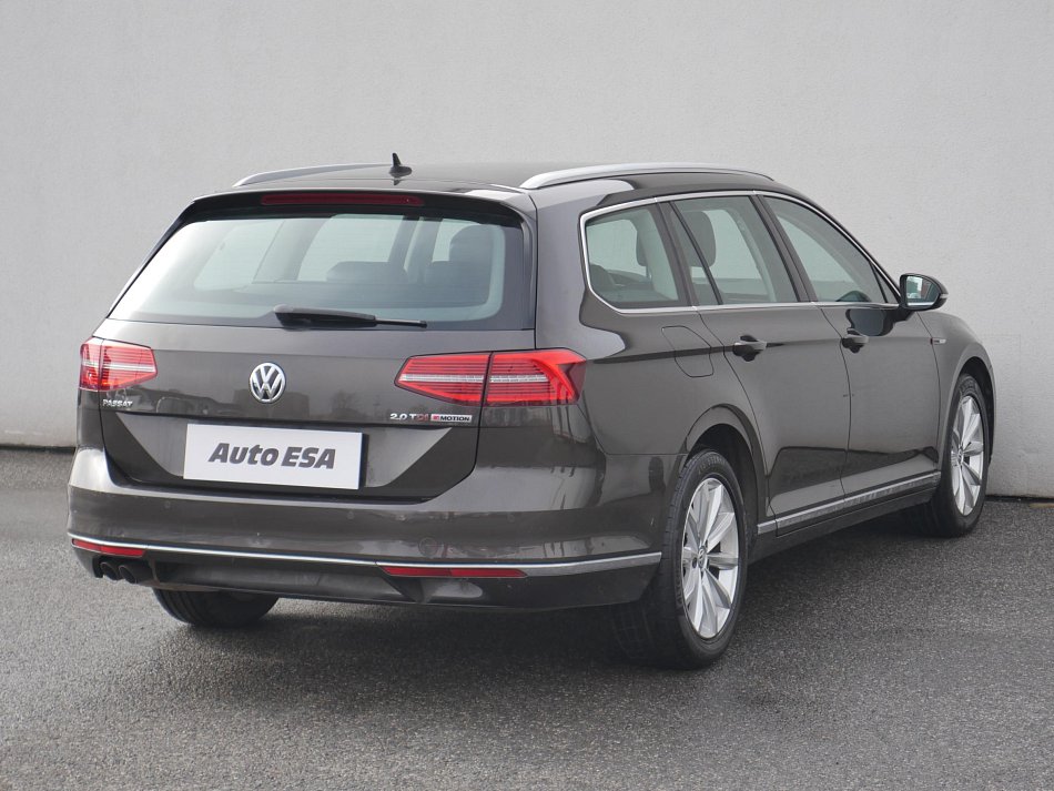 Volkswagen Passat 2.0 TDi Highline 4Motion