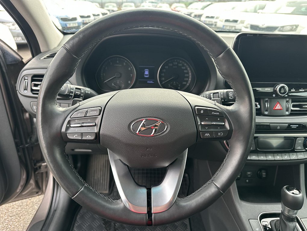 Hyundai I30 1.5 T-GDi Family