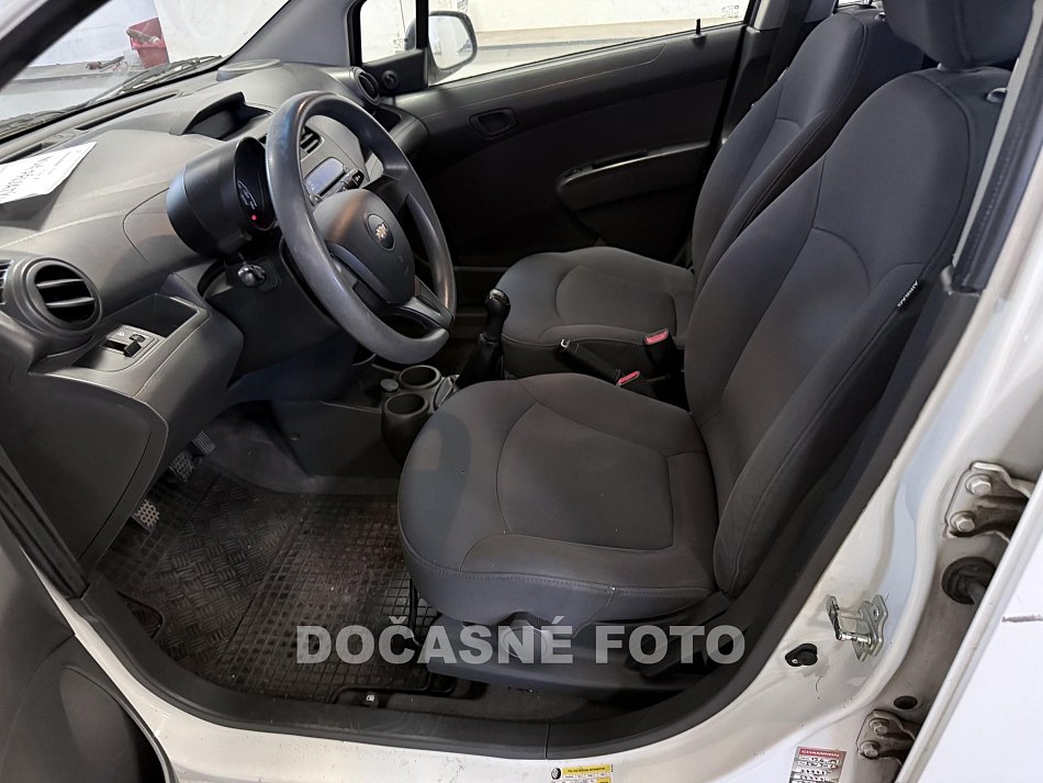 Chevrolet Spark 1.0i 