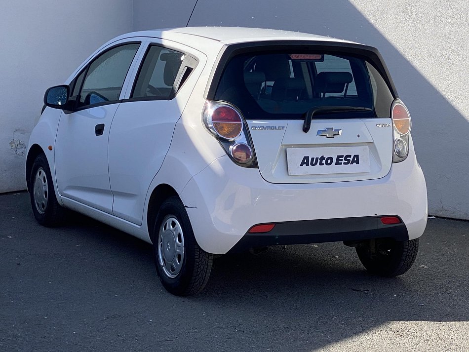Chevrolet Spark 1.0i 