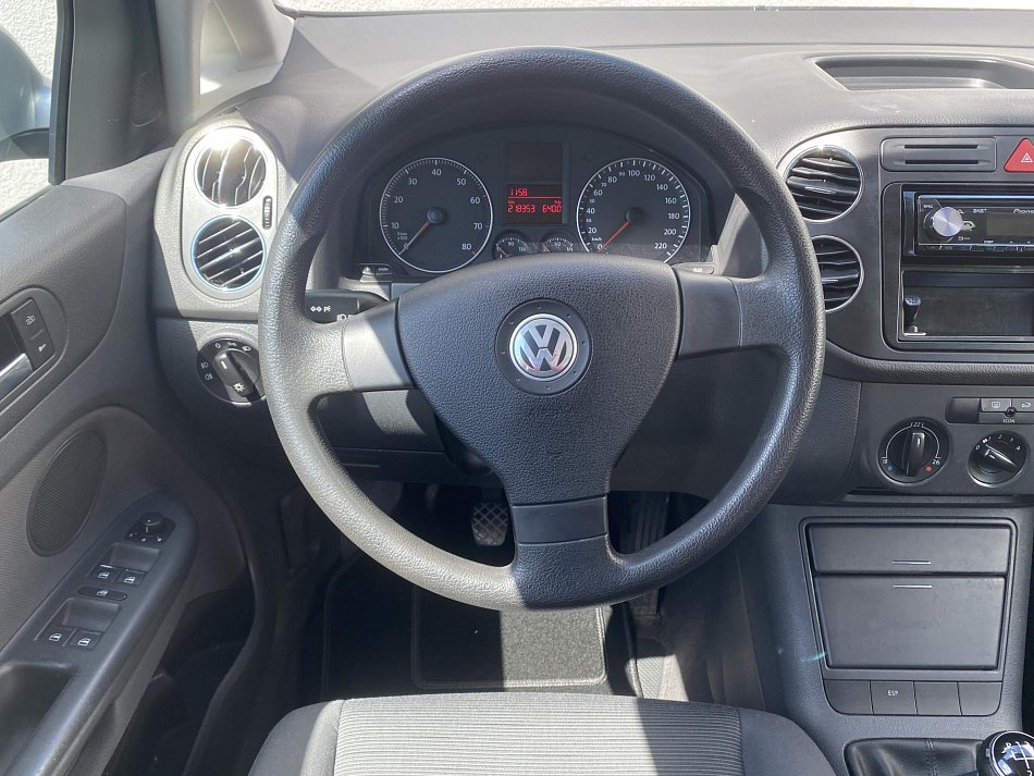 Volkswagen Golf 1.4i 16V 
