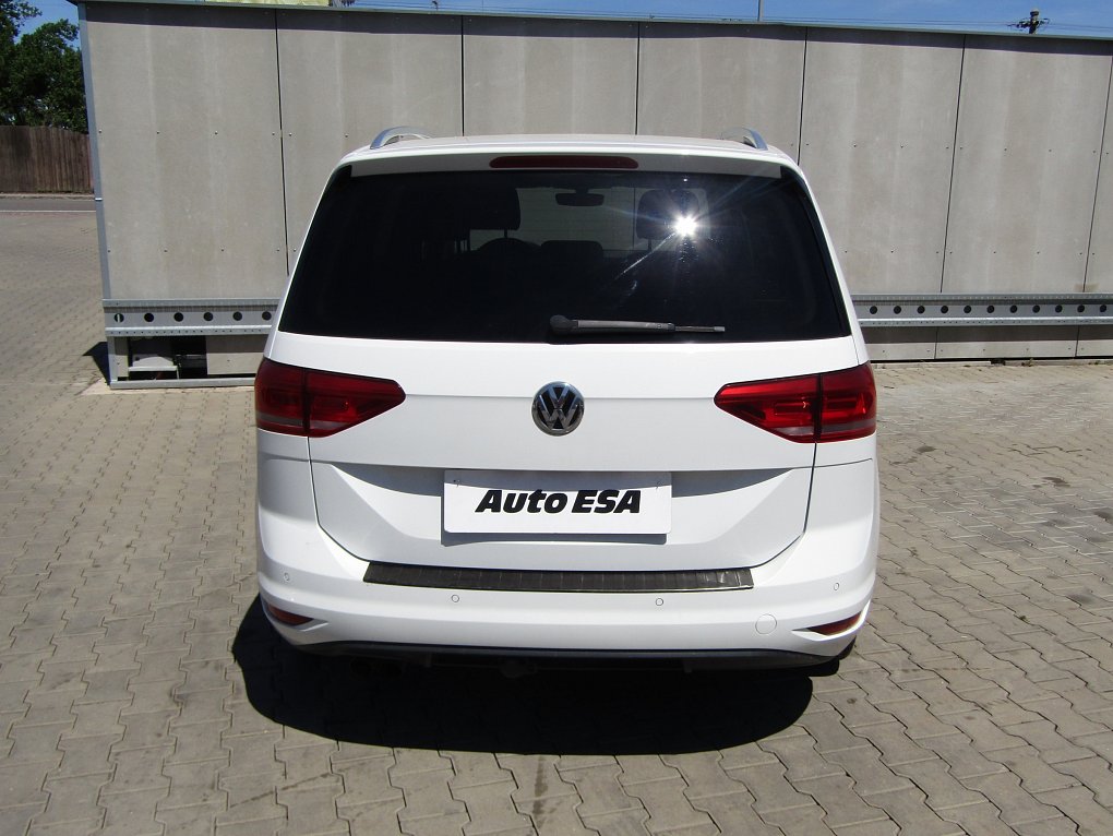 Volkswagen Touran 2.0 TDi 