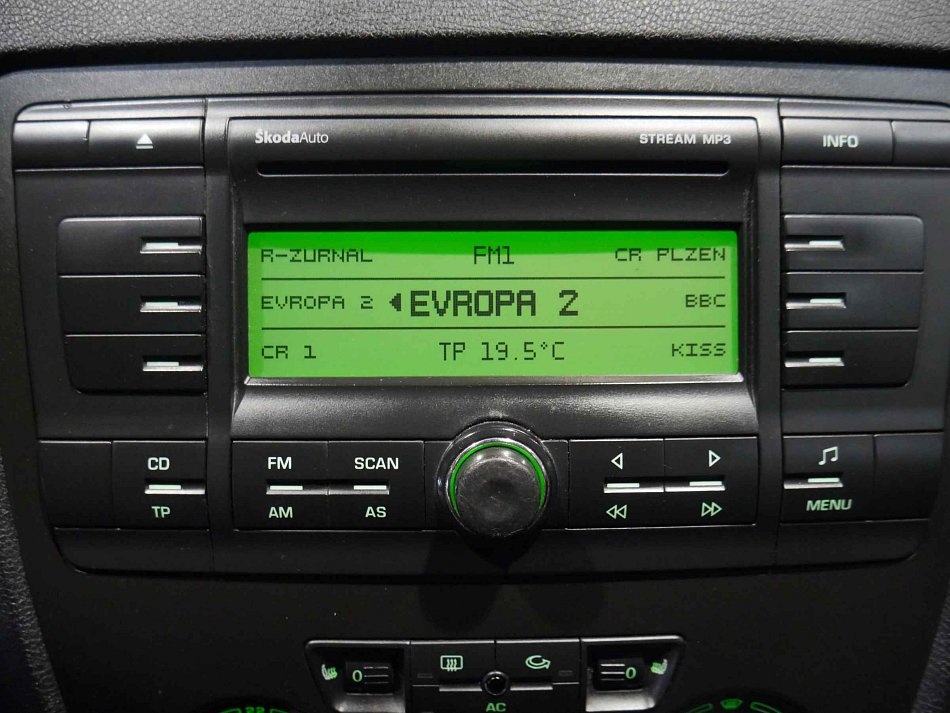 Škoda Octavia II 1.6i Ambiente