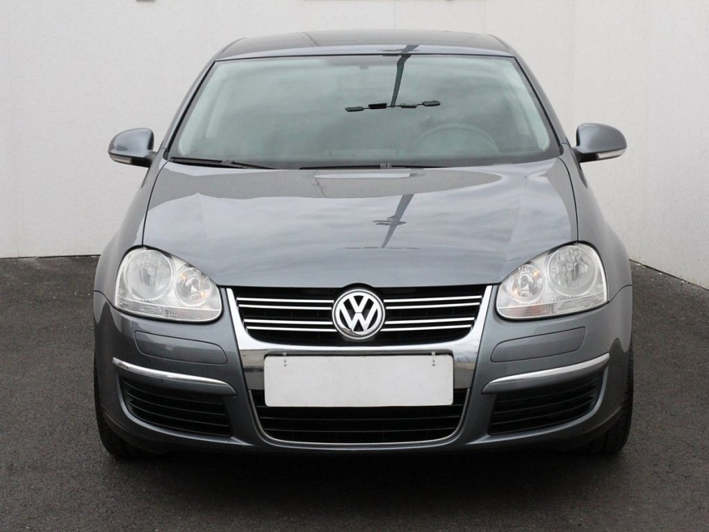 Volkswagen Jetta 1.6i 