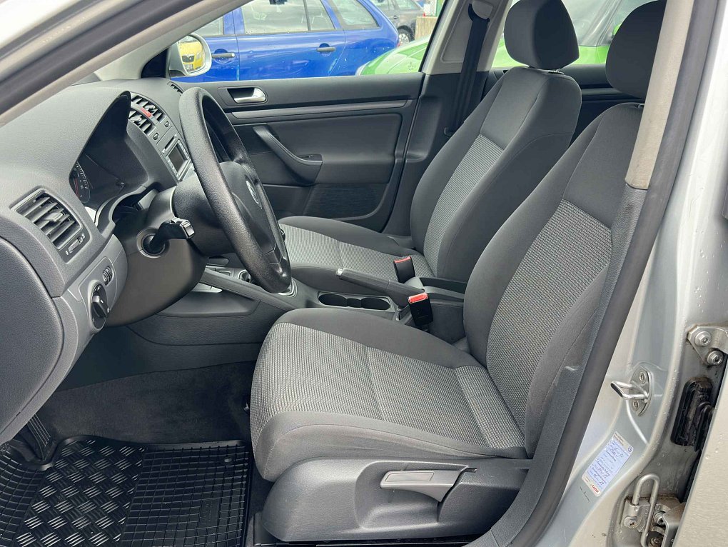 Volkswagen Jetta 1.6i 