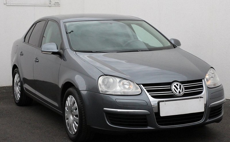Volkswagen Jetta 1.6i 