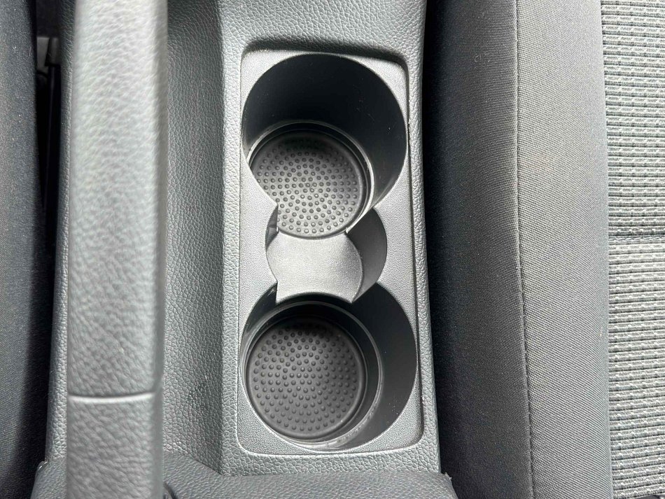 Volkswagen Jetta 1.6i 