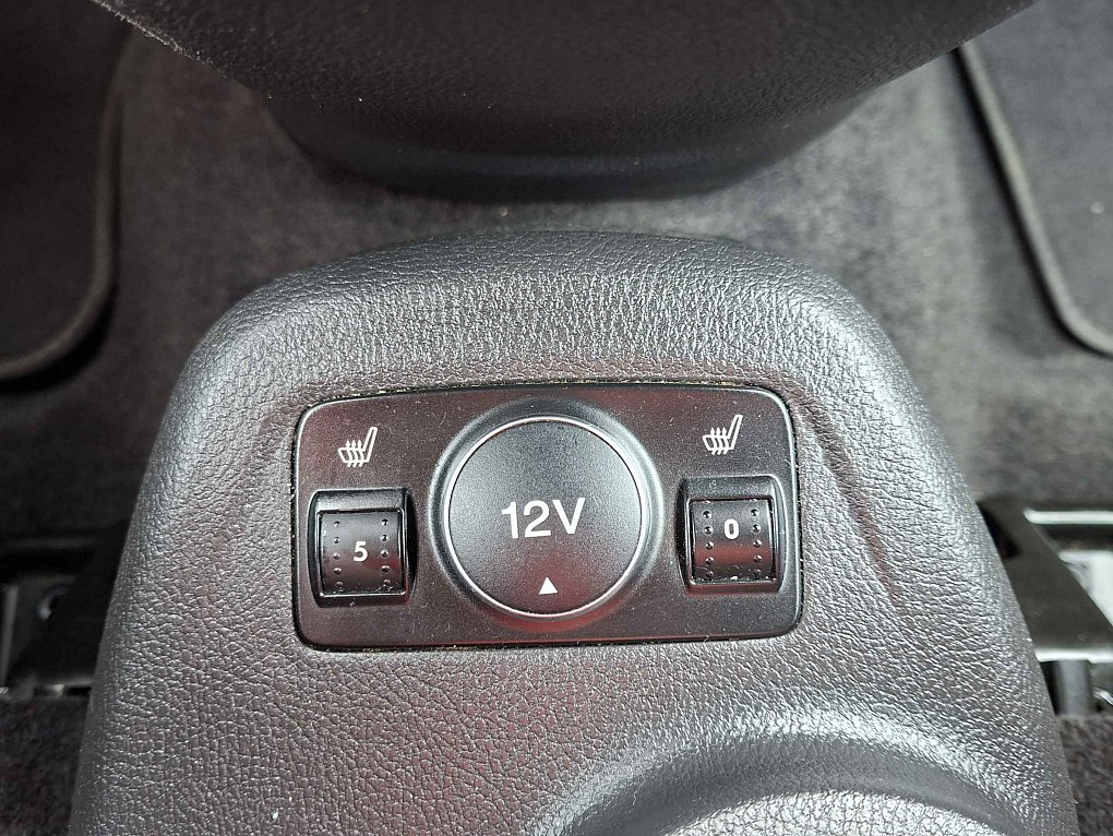 Ford Tourneo Connect 1.6TDCi Titanium MAXi 7míst