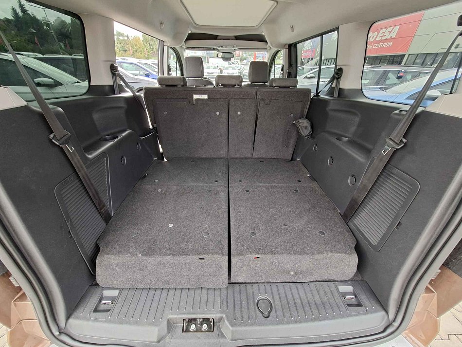 Ford Tourneo Connect 1.6TDCi Titanium MAXi 7míst