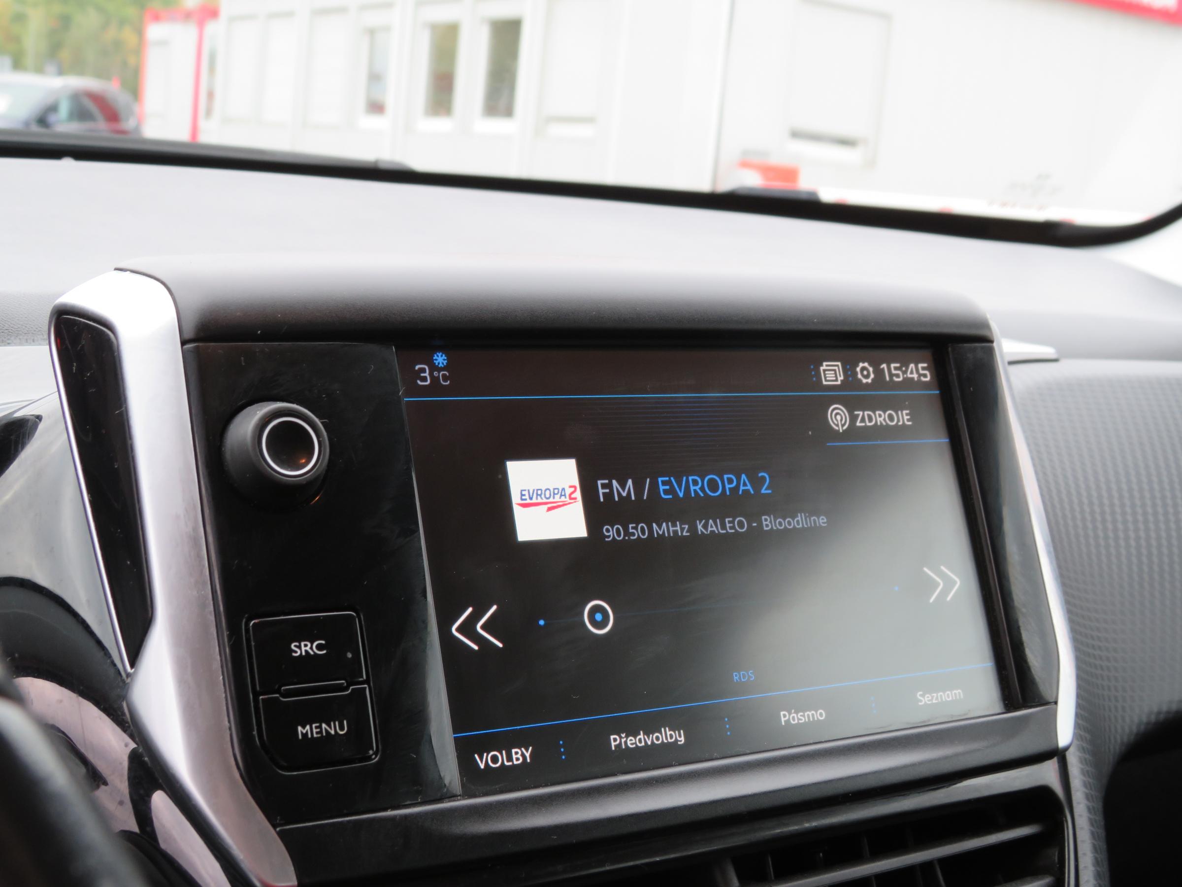 Peugeot 2008, 2017 - pohled č. 15