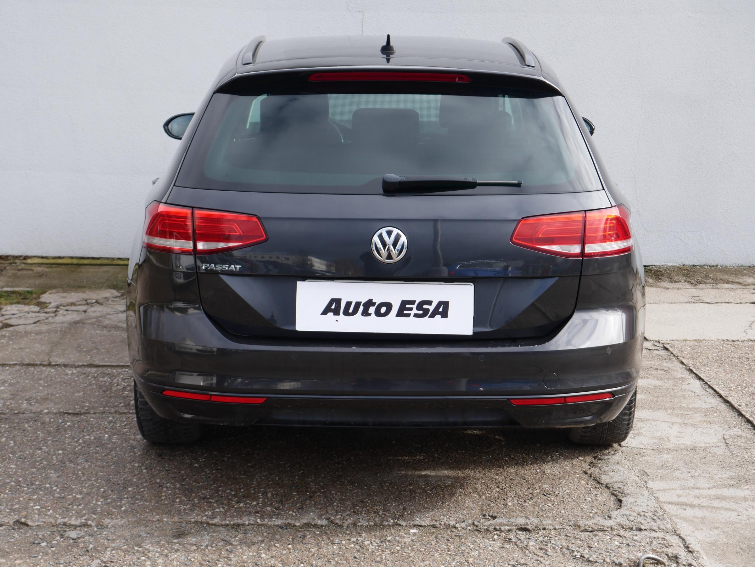 Volkswagen Passat, 2017 - pohled č. 5