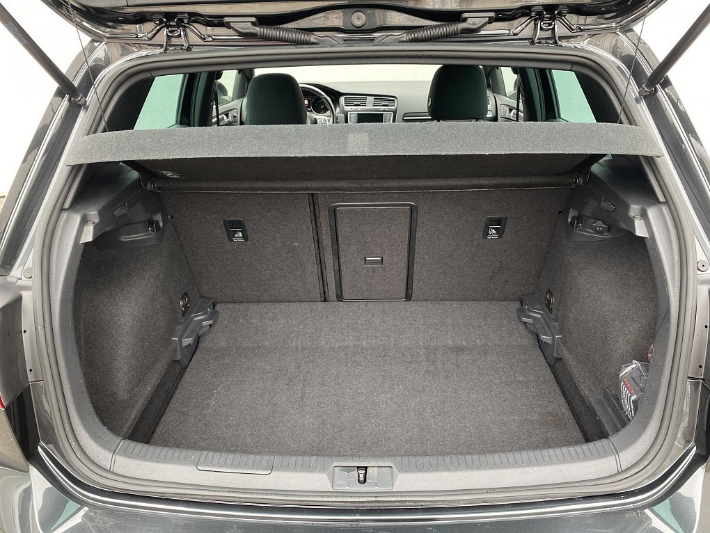 Volkswagen Golf 2.0 TSi GTi Performance