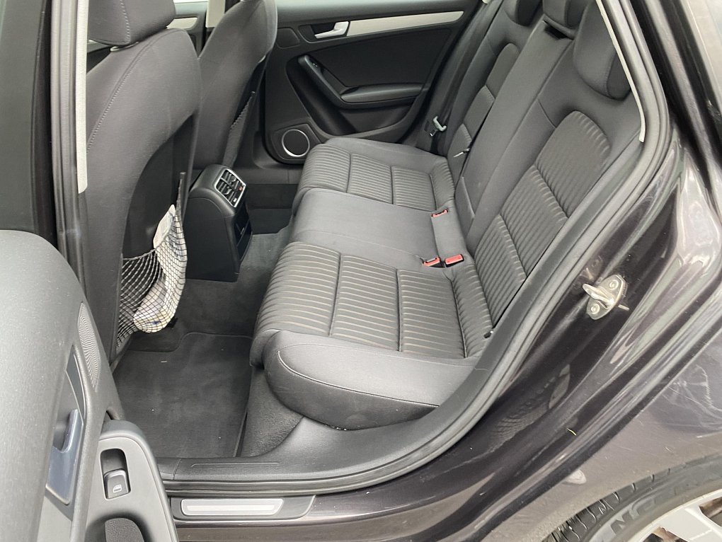 Audi A4 3.2FSI  Quattro