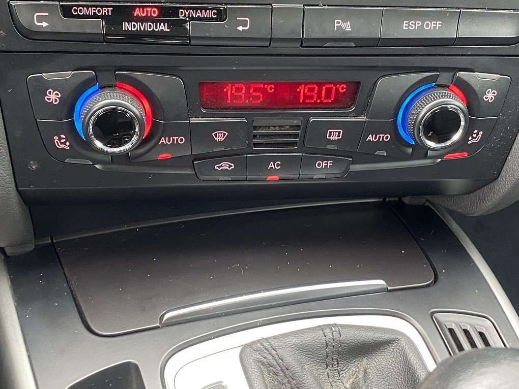 Audi A4 3.2FSI  Quattro
