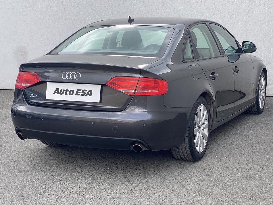 Audi A4 3.2FSI  Quattro