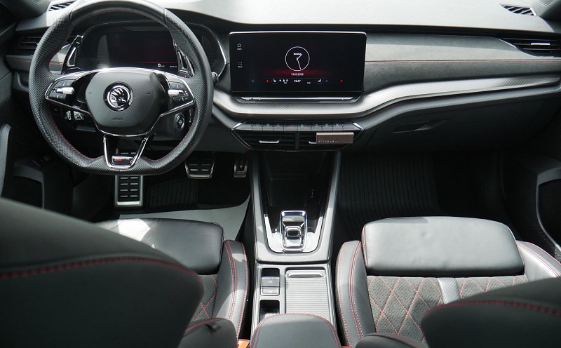 Škoda Octavia IV 2.0TSi RS Challange