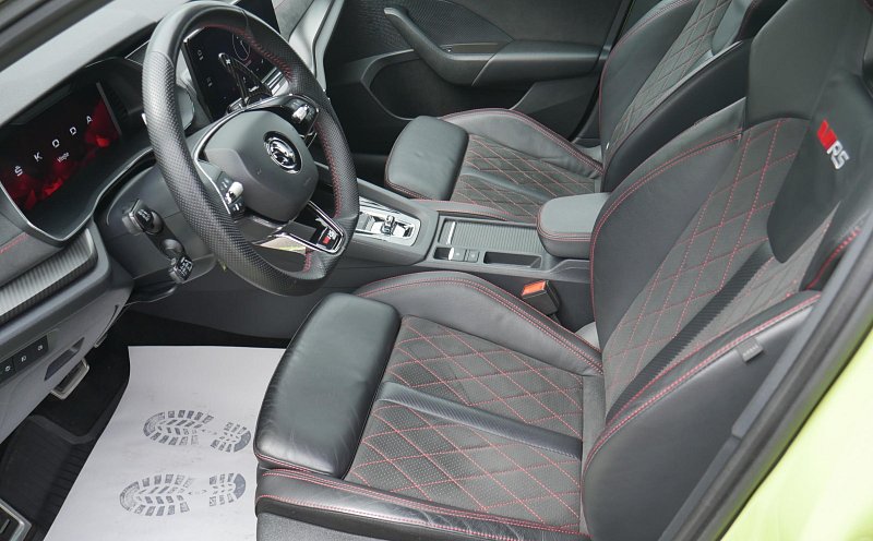 Škoda Octavia IV 2.0TSi RS Challange