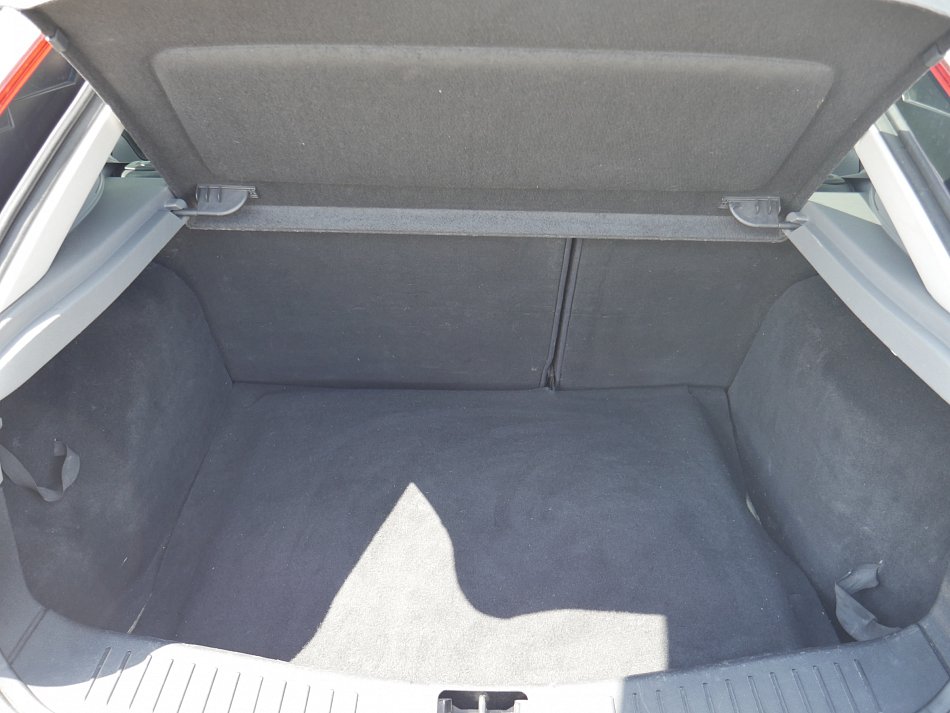 Ford Focus 2.0i 