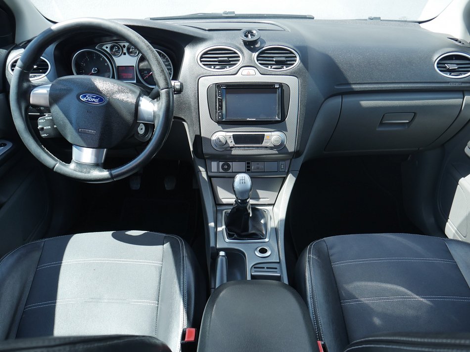 Ford Focus 2.0i 