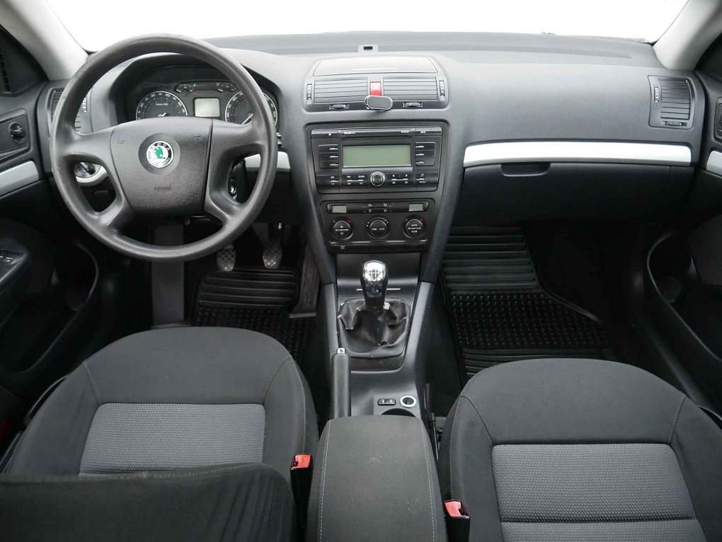 Škoda Octavia II 1.6i 