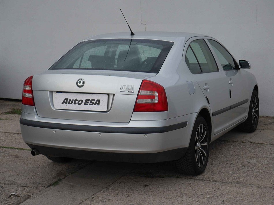 Škoda Octavia II 1.6i 