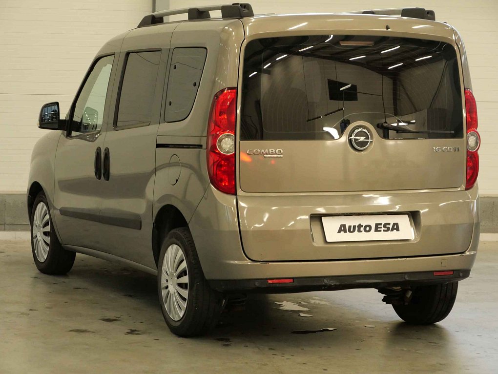 Opel Combo 1.6CDTi  7míst