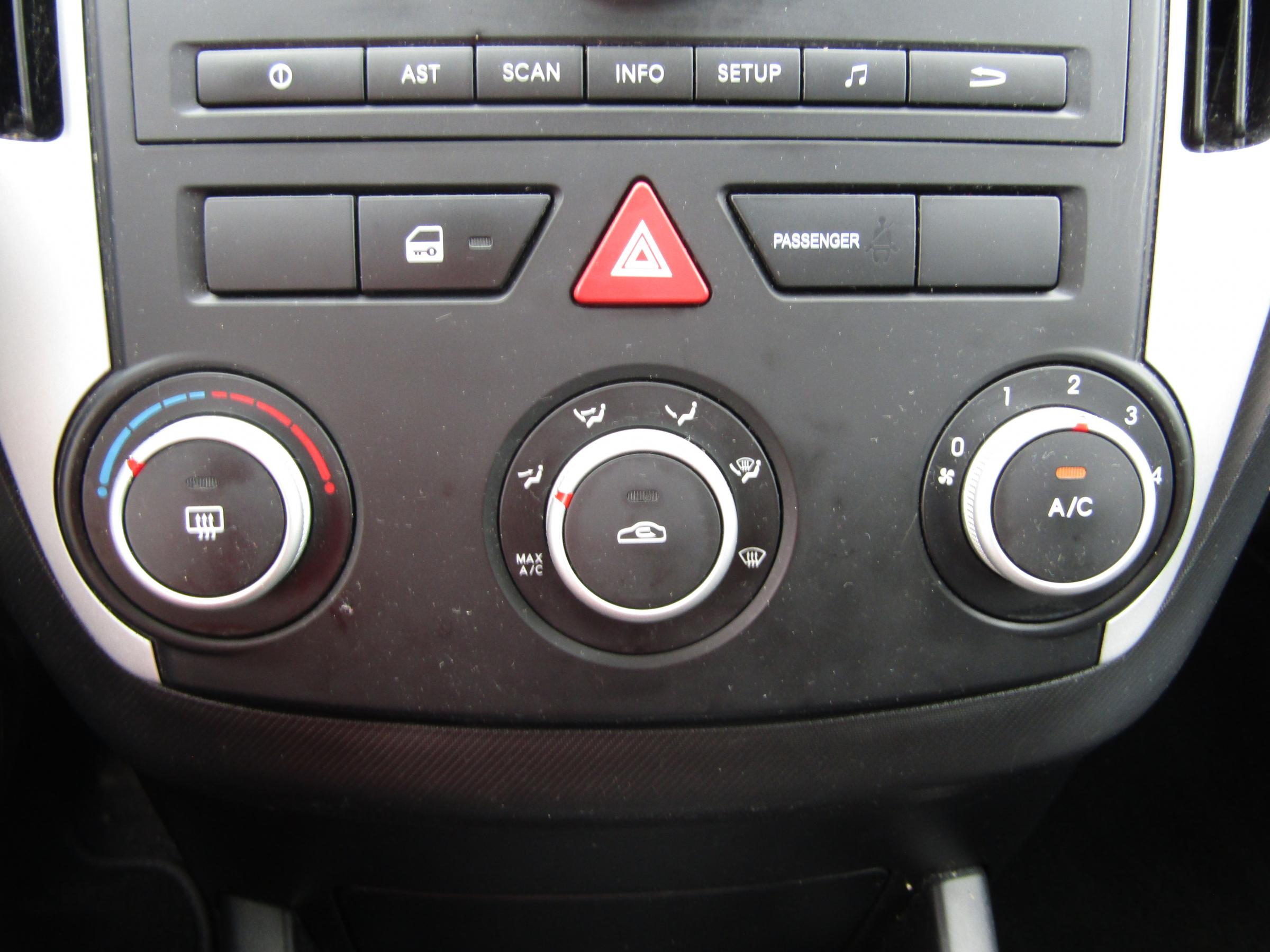 Kia Cee´d, 2011 - pohled č. 16