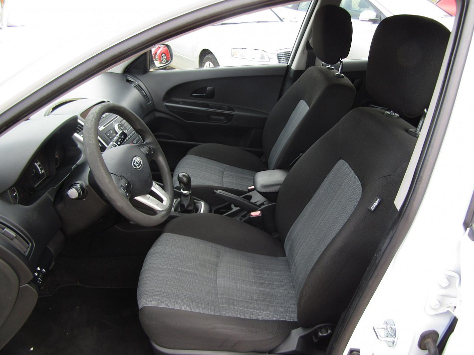 Kia Ceed 1.4CVVT 