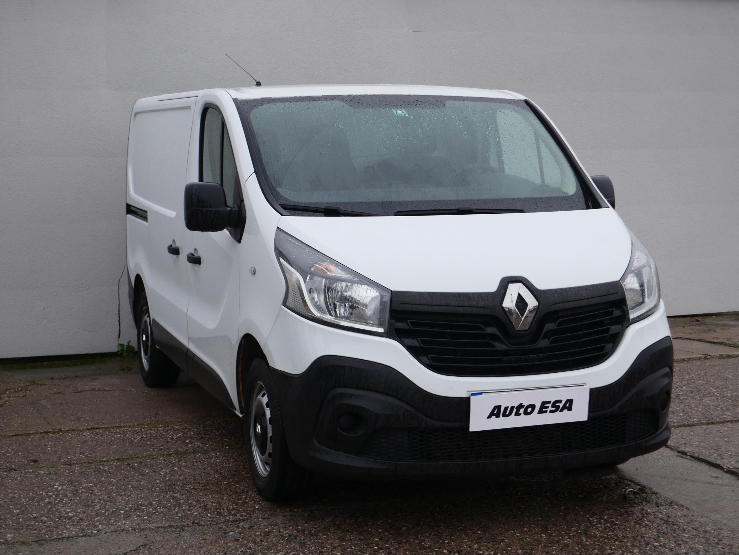 Renault Trafic, 2015