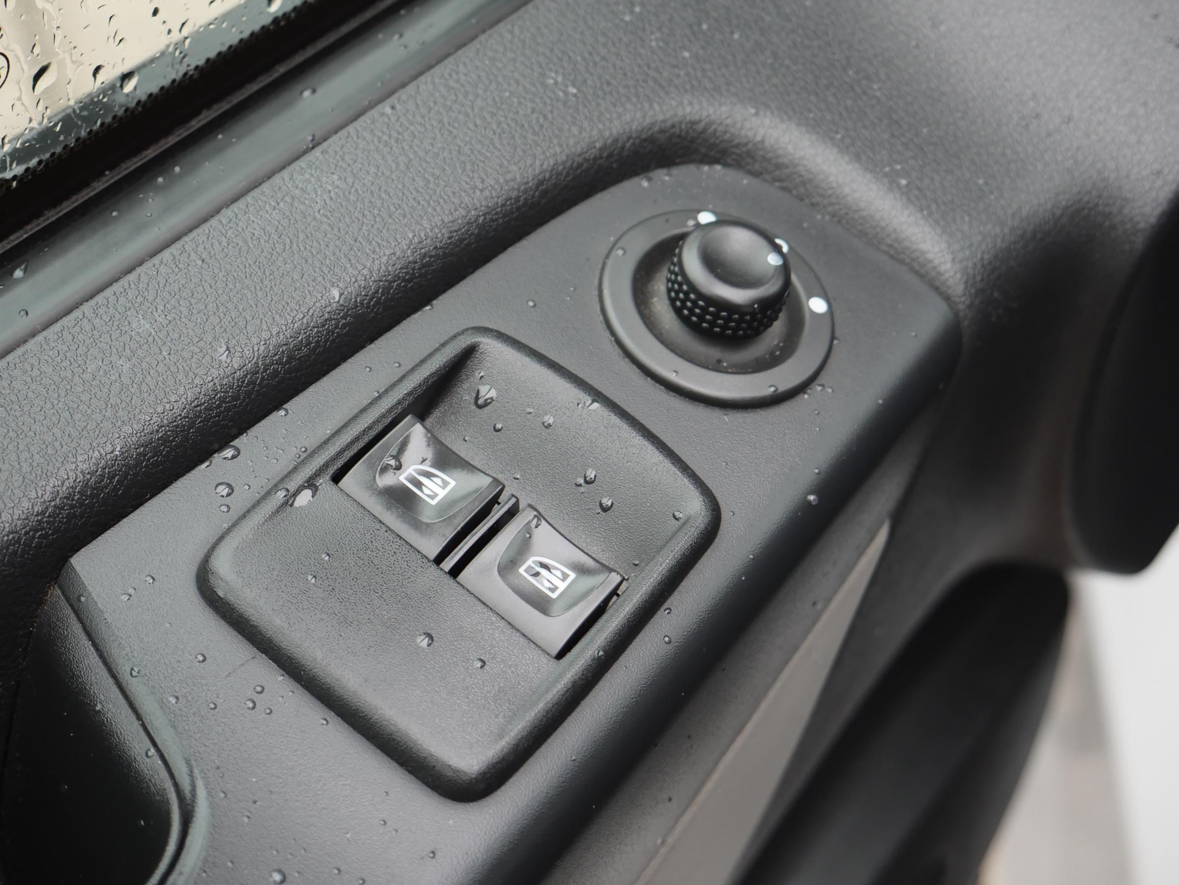 Renault Trafic, 2015 - pohled č. 10