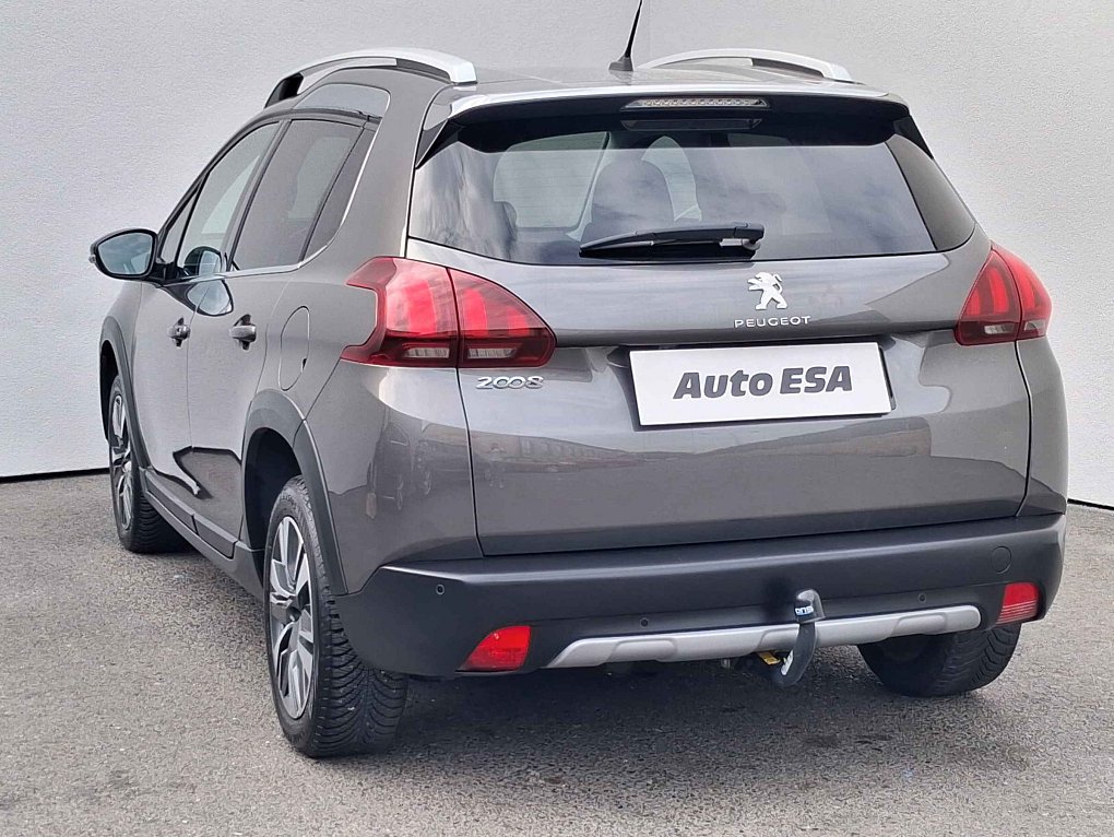 Peugeot 2008 1.2 PT Allure