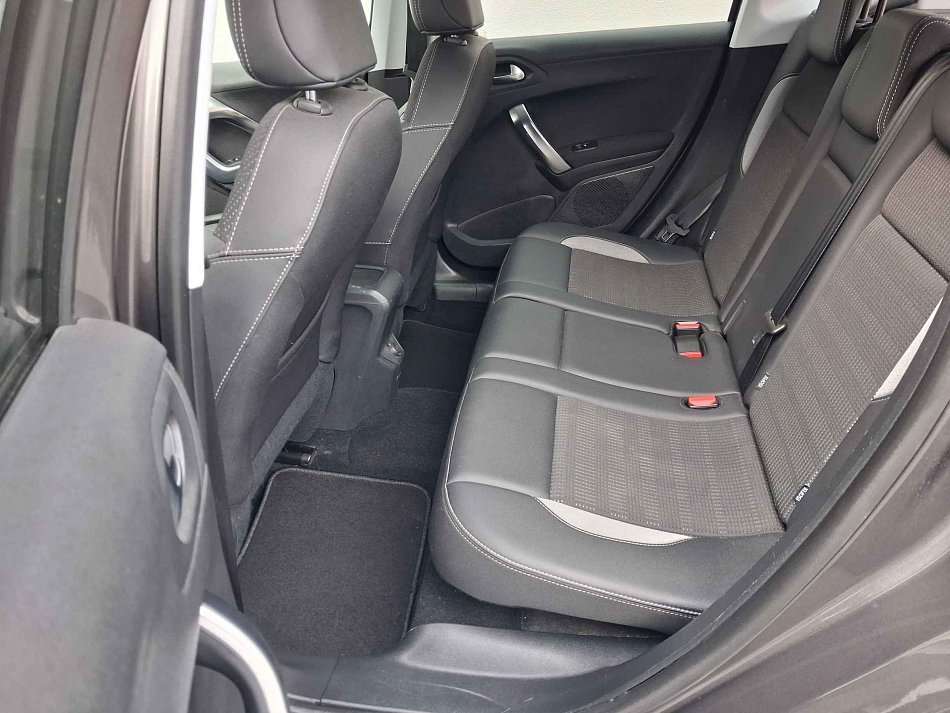 Peugeot 2008 1.2 PT Allure