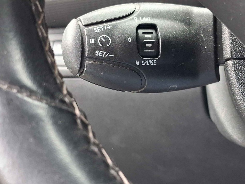 Peugeot 2008 1.2 PT Allure