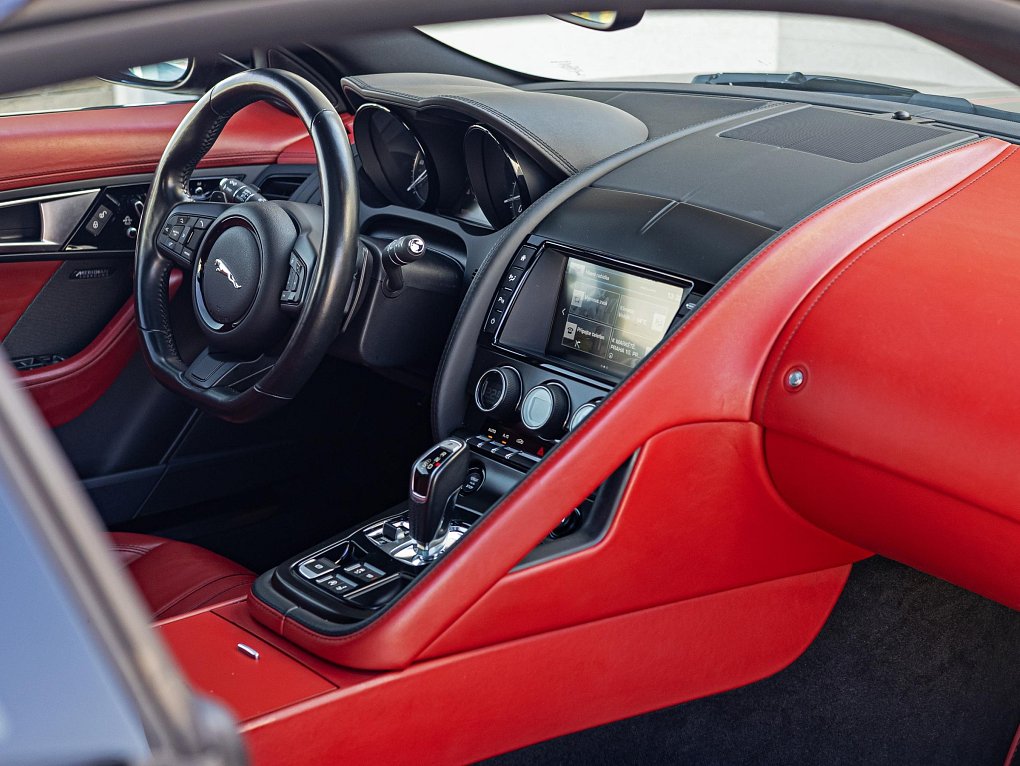 Jaguar F-Type 3.0 V6  V6 S AWD Coupe