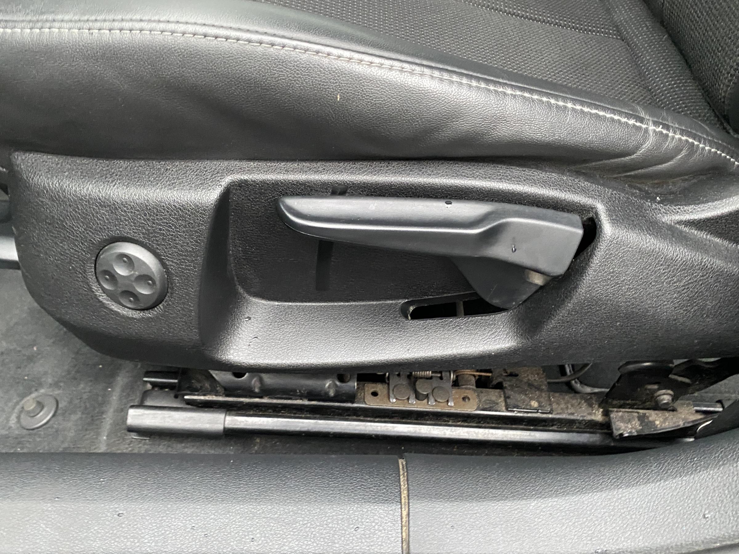 Audi A6, 2012 - pohled č. 15