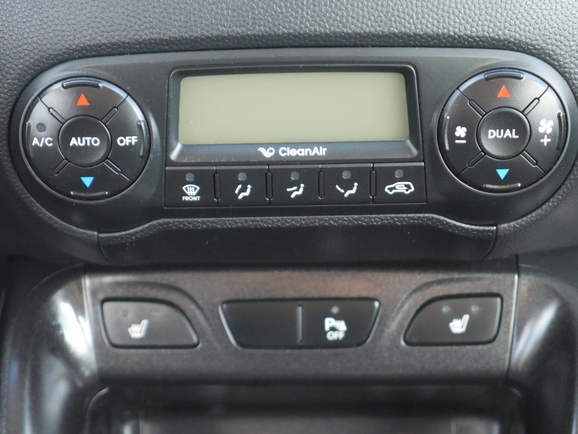Hyundai ix35, 2014 - pohled č. 12