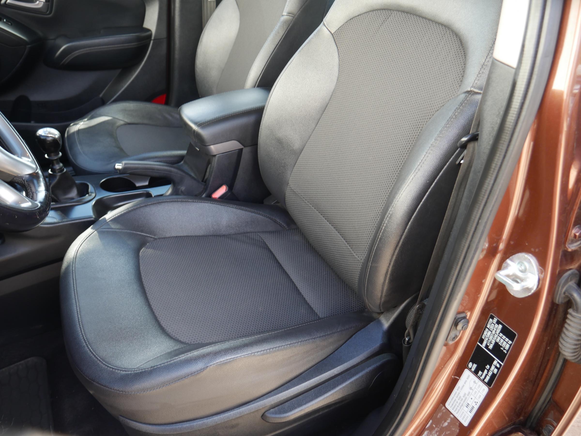 Hyundai ix35, 2014 - pohled č. 9