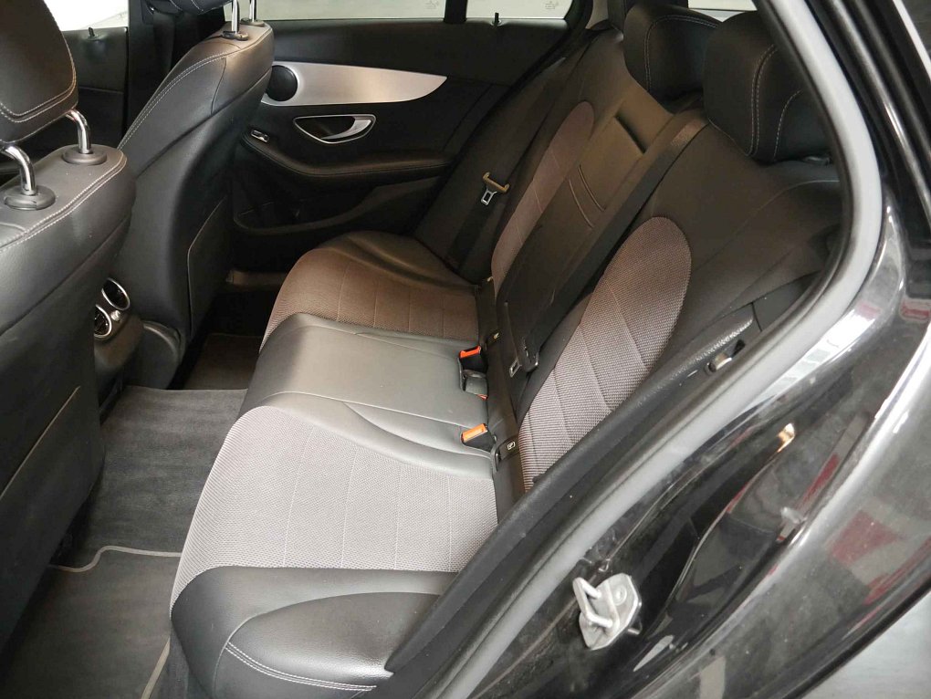 Mercedes-Benz Třída C 2.2CDi  C220