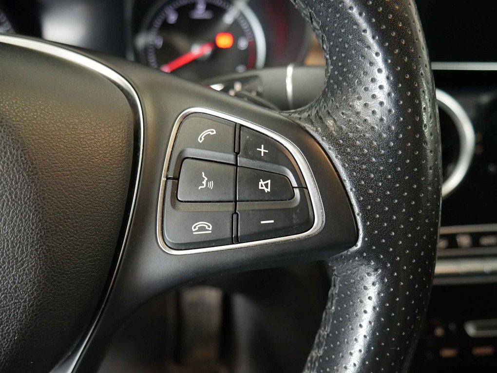 Mercedes-Benz Třída C 2.2CDi  C220