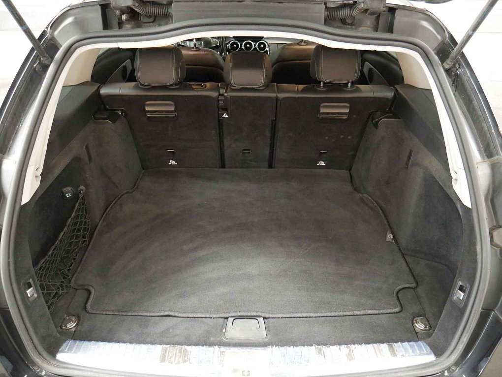 Mercedes-Benz Třída C 2.2CDi  C220