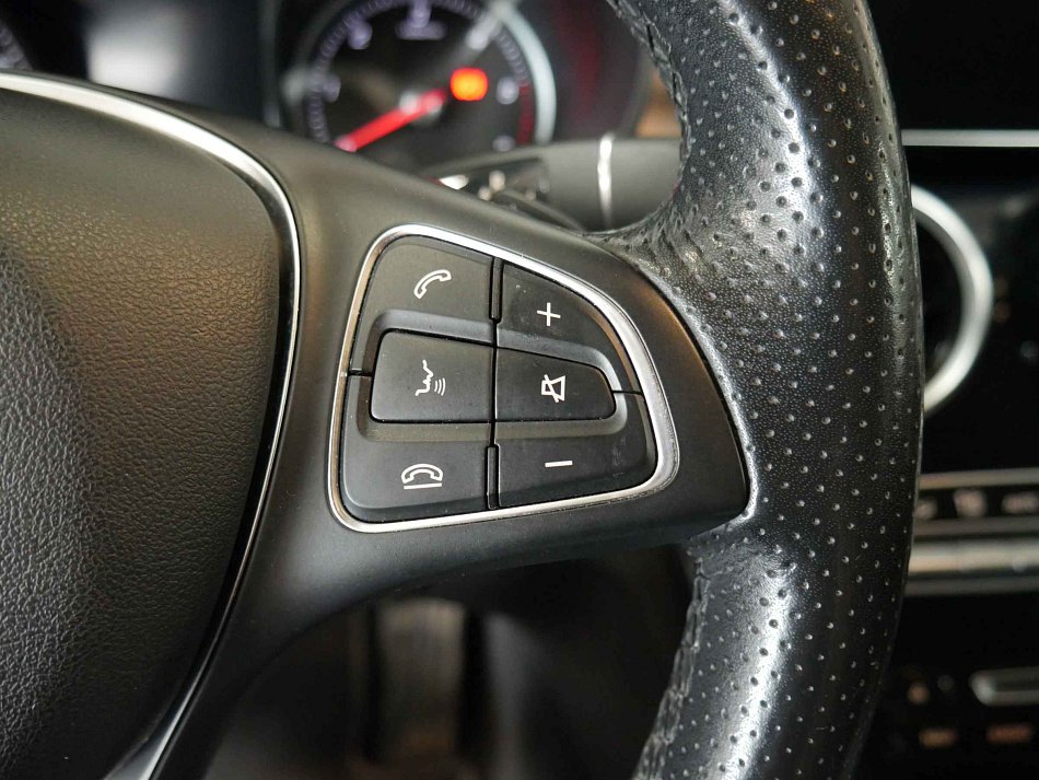 Mercedes-Benz Třída C 2.2CDi  C220