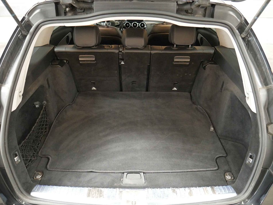 Mercedes-Benz Třída C 2.2CDi  C220