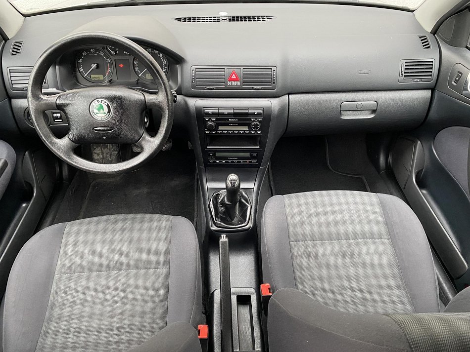 Škoda Octavia 1.6i Selection